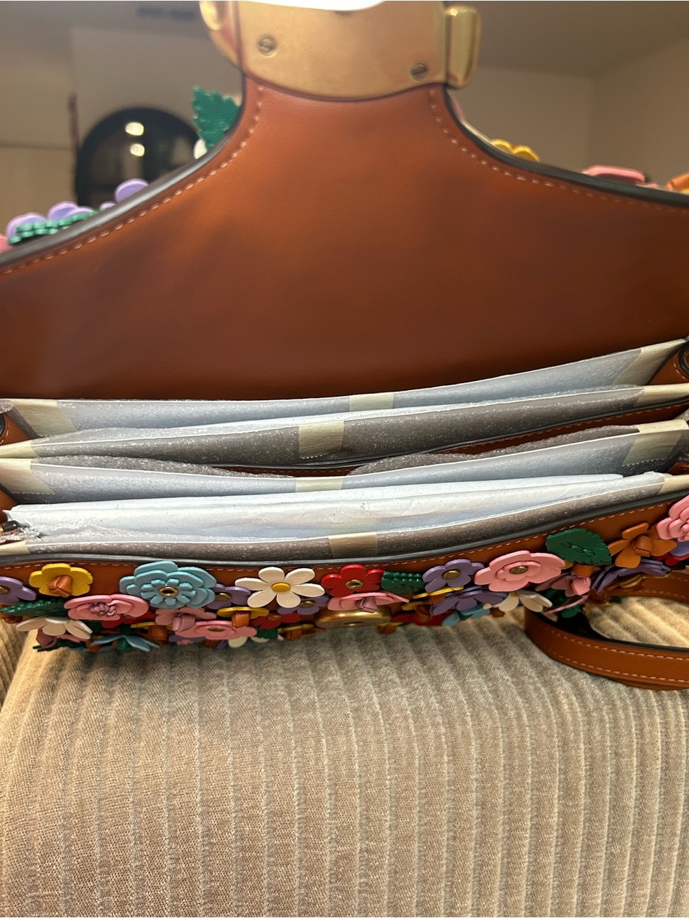 Coach Tabby Shoulder Bag 26 With Floral Applique - Picture 8 of 12